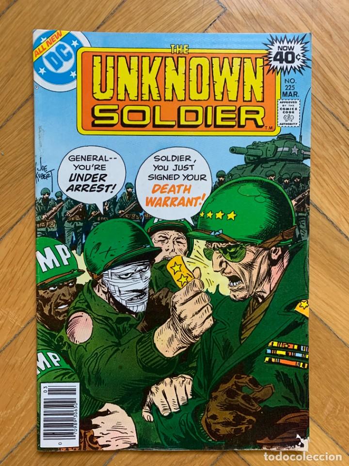 C&oacute;mics: Unknown Soldier # 225 - Foto 1