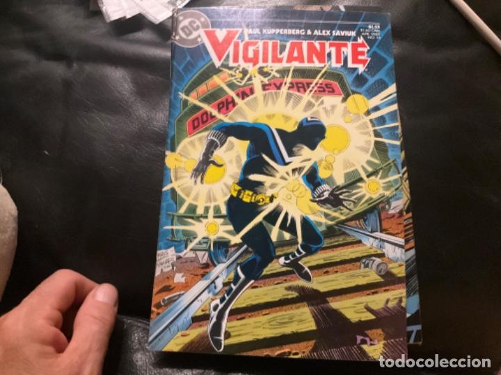Comics: Pick original usa dc vigilante 16