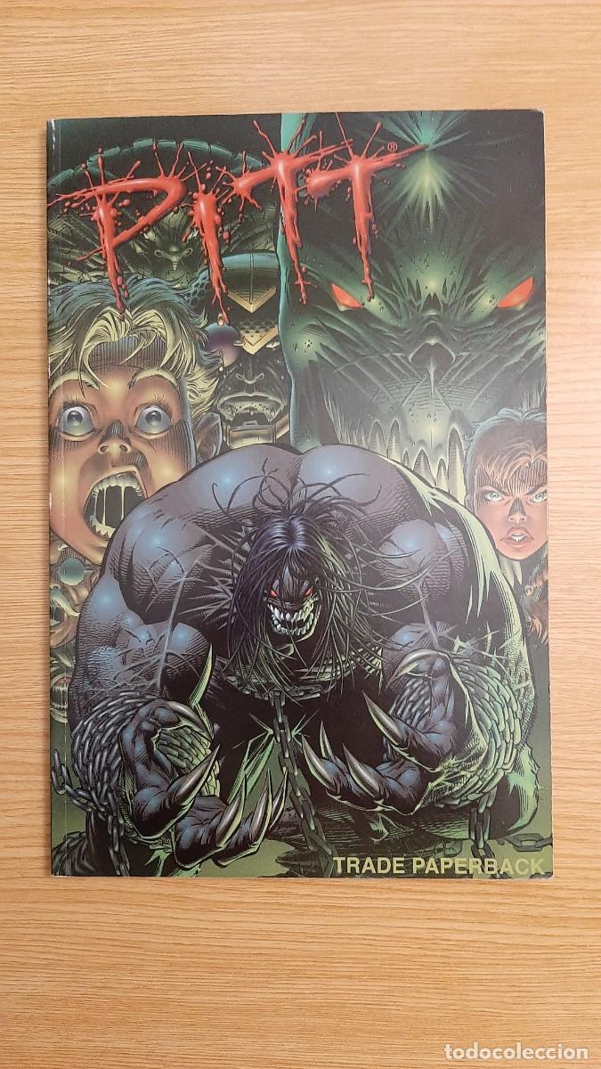 C&oacute;mics: PITT, Vol. 1 - Full Bleed Studios - Foto 1