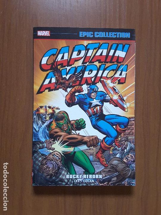 C&oacute;mics: Captain America 3 - Epic Collection - Foto 1