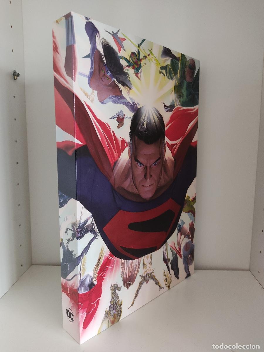 C&oacute;mics: KINGDOM COME EDICI&Oacute;N ABSOLUTE INGLES CON CAJA - Foto 1