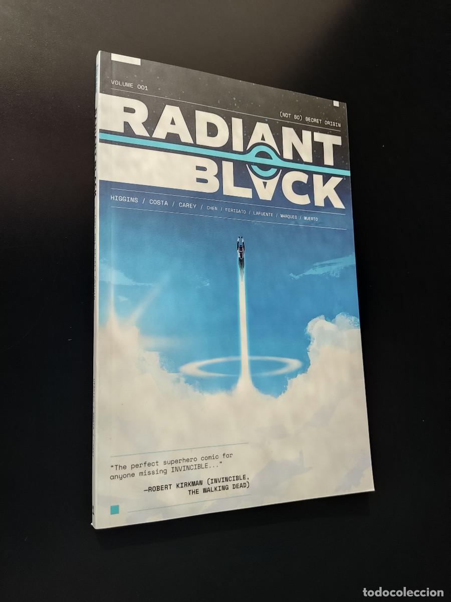 C&oacute;mics: Radiant Black TPB 1 - Foto 2