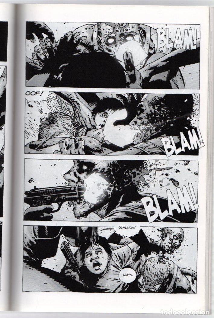 C&oacute;mics: THE WALKING DEAD VOLUME 9 HERE WE REMAIN. IMAGE COMICS EN INGLES - Foto 2