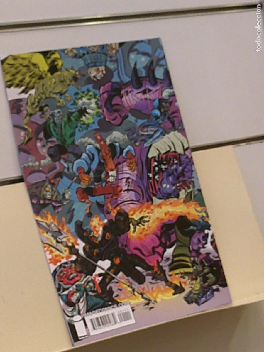 C&oacute;mics: CHARLATAN BALL ISSUE 1, JUNE 2008 - IMAGE EN INGLES - Foto 2