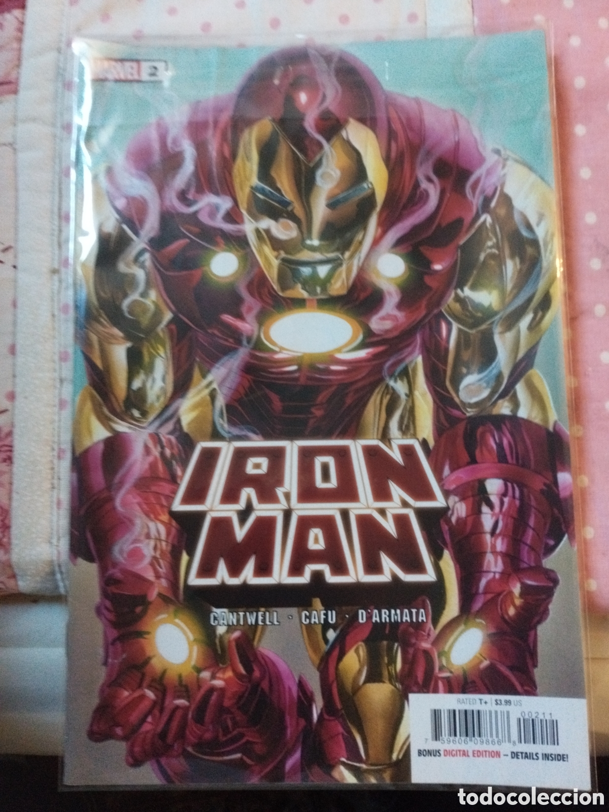 C&oacute;mics: Iron Man #2. Cantwell. Cafu. Darmata. Marvel - Foto 1