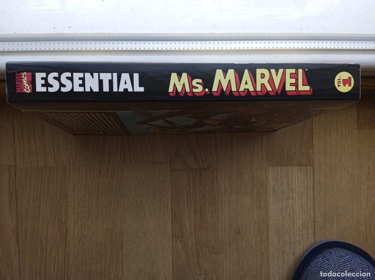 C&oacute;mics: MS. MARVEL ESSENTIAL Comic Marvel en ingl&eacute;s 26 C&oacute;mics USA Blanco y Negro - Foto 3