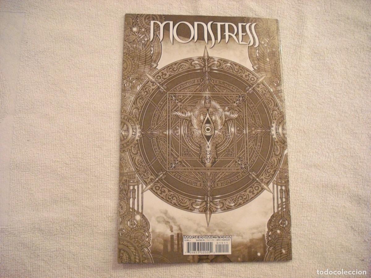 C&oacute;mics: MONSTRESS N. 19 , INGLES - Foto 2