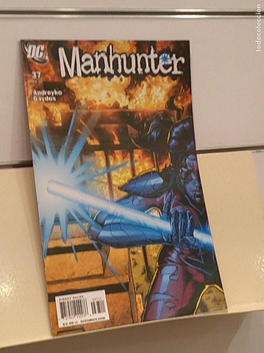 C&oacute;mics: MANHUNTER 37 FEB 09 - DC EN INGLES - Foto 1