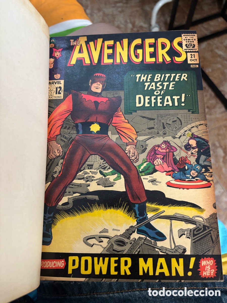 C&oacute;mics: Comic Book The Avengers Marvel a&ntilde;os 60, N&uacute;meros del 21 al 40 encuadernados.