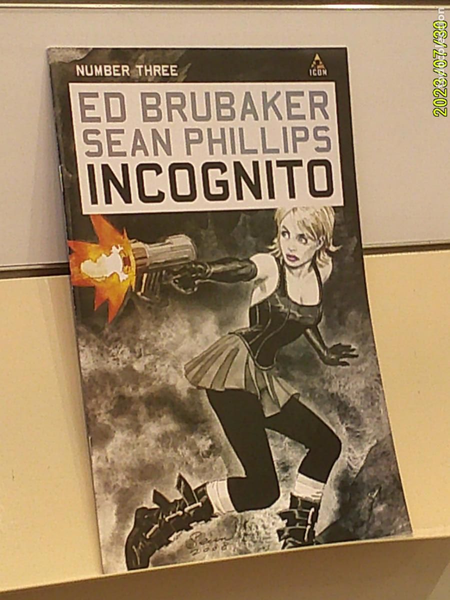 C&oacute;mics: INCOGNITO N&ordm; 3 APRIL 2009 ED BRUBAKER - ICON EN INGLES