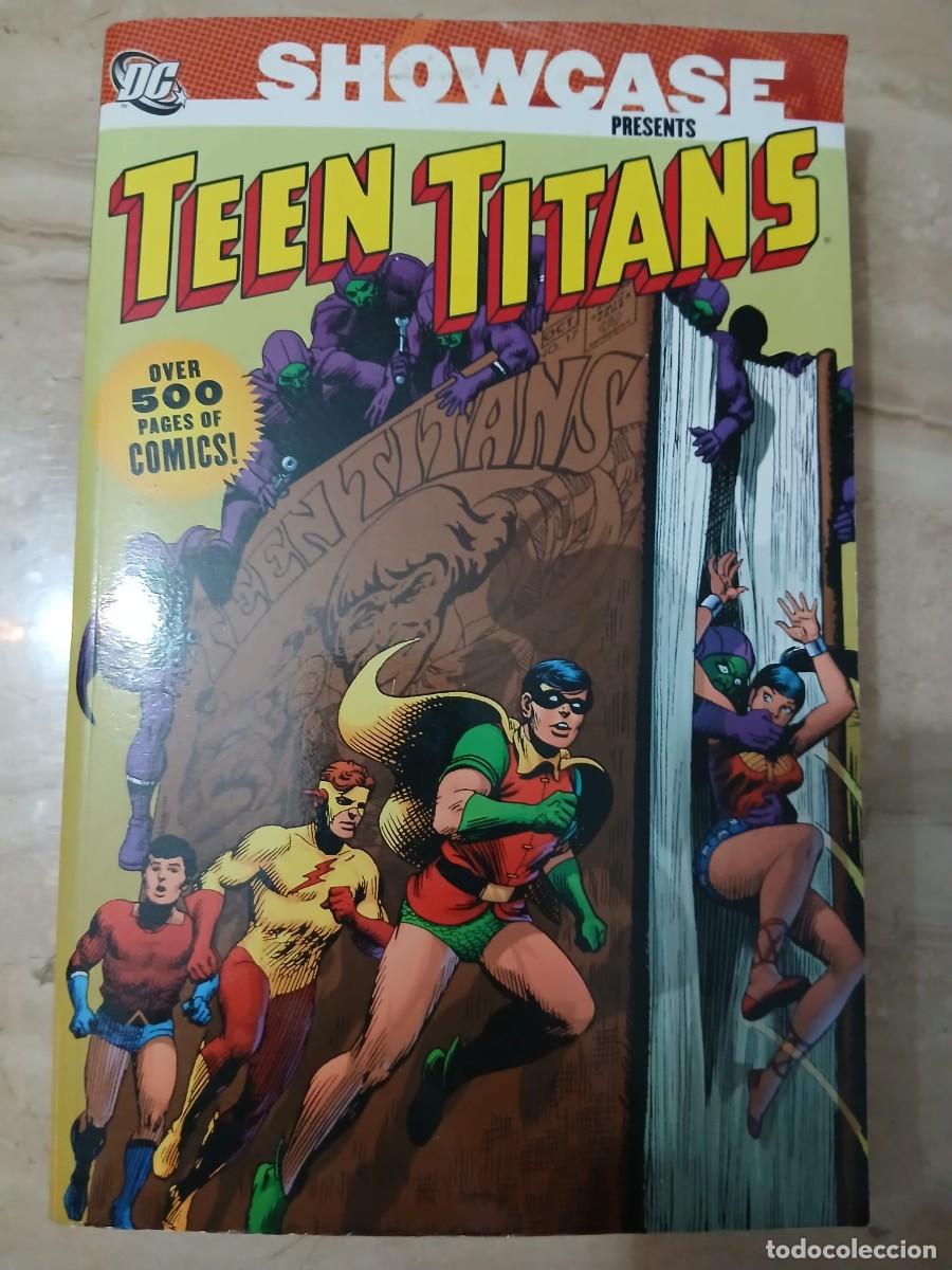 C&oacute;mics: Teen Titans showcase 500 pages estado muy bueno