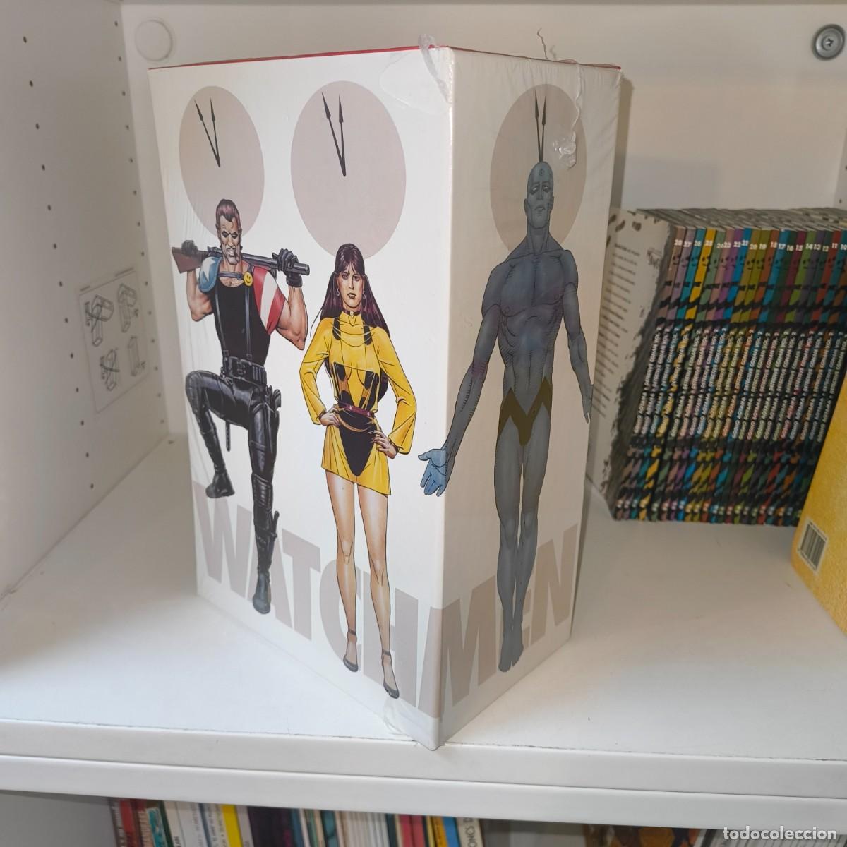 C&oacute;mics: Watchmen Collector&rsquo;s Edition &ndash; Box Set 12 tomos &ndash; DC Comics - Foto 2