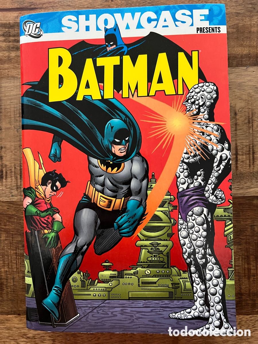 C&oacute;mics: Showcase Presents: Batman Volume two DC Comics 2007 - Foto 1