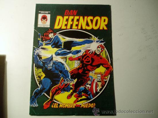 C&oacute;mics: DAN DEFENSOR VERTICE N&ordm; 4 - Foto 1