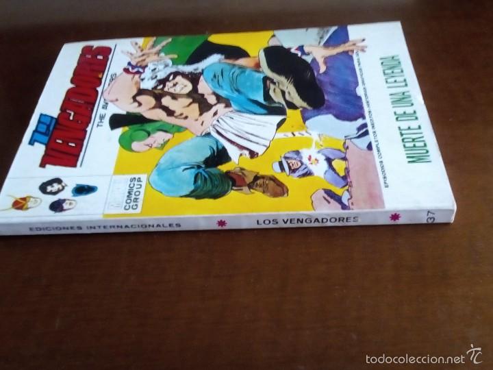C&oacute;mics: VENGADORES N-37 - Foto 2