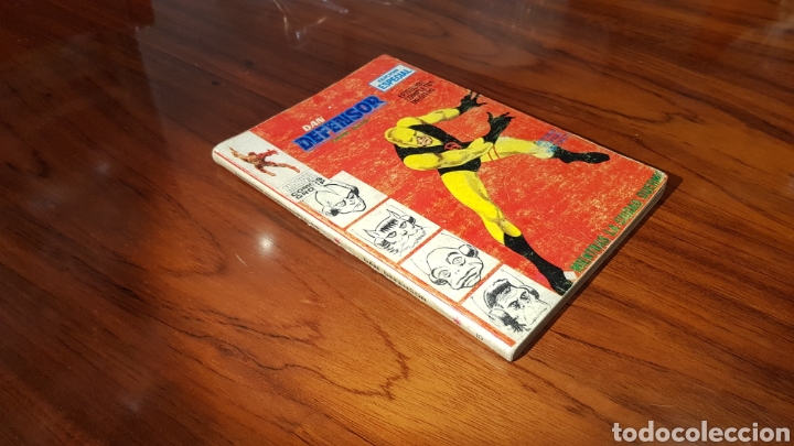 C&oacute;mics: DAN DEFENSOR 5 VERTICE - Foto 1