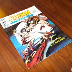Comics: CONAN 15 VOL II LIGERO DESPERFECTO EN CONTRA PORTADA VER FOTO VERTICE. Lote 104674495