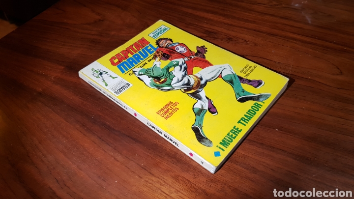 C&oacute;mics: CAPITAN MARVEL 4 BUEN ESTADO VERTICE TACO - Foto 1