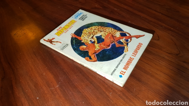C&oacute;mics: DAN DEFENSOR 30 BUEN ESTADO TACO VERTICE - Foto 1