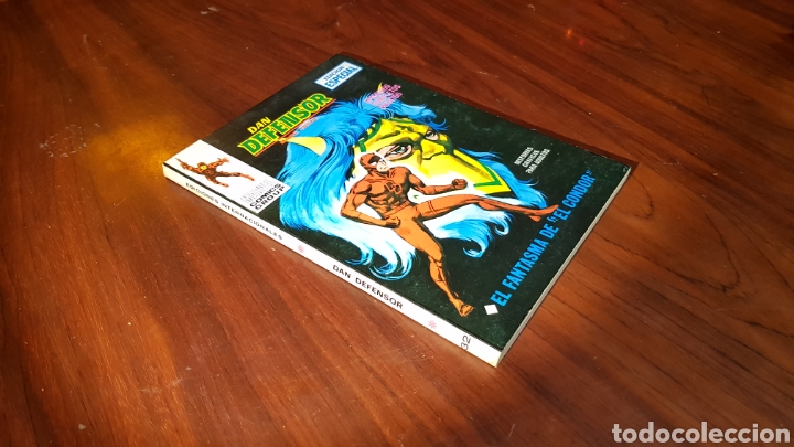 C&oacute;mics: DAN DEFENSOR 32 EXCELENTE ESTADO TACO VERTICE - Foto 1
