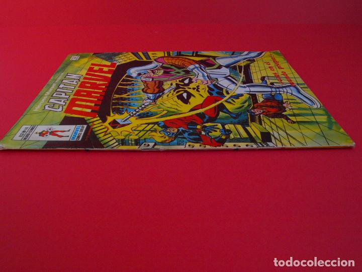 C&oacute;mics: HEROES MARVEL - CAPIT&Aacute;N MARVEL - V.2 N&ordm; 46 - VERTICE 1978 - 40 PTS. - Foto 4