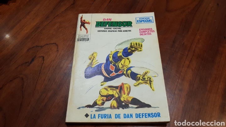 C&oacute;mics: DAN DEFENDOR 10 BUEN ESTADO VERTICE - Foto 1
