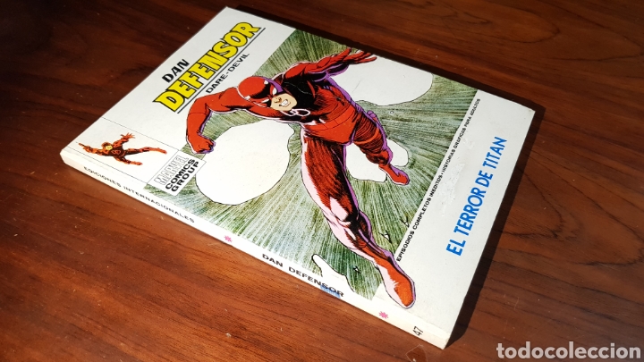 C&oacute;mics: DAN DEFENSOR 47 CASI EXCELENTE ESTADO VERTICE - Foto 1