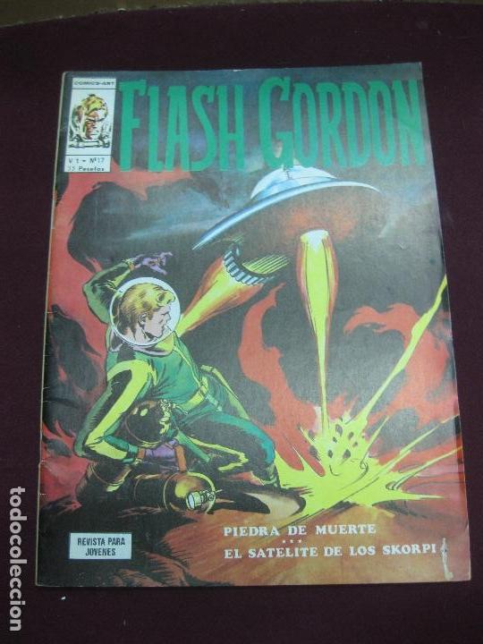C&oacute;mics: FLASH GORDON V.1 - N&ordm; 17. VERTICE 1975. - Foto 1