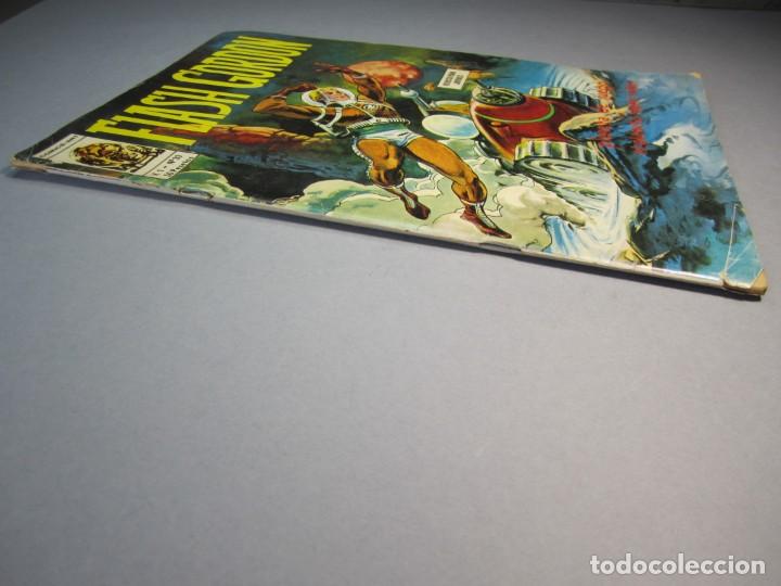 C&oacute;mics: FLASH GORDON (1974, VERTICE) -V.1- 33 &middot; 1975 &middot; FLASH GORDON - Foto 3