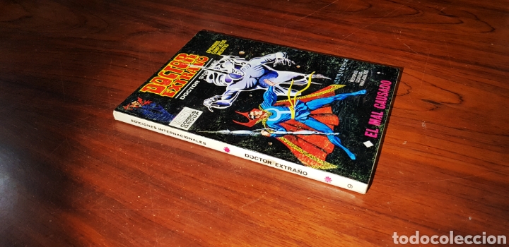 C&oacute;mics: CASI EXCELENTE ESTADO DOCTOR EXTRA&Ntilde;O 9 VERTICE - Foto 1