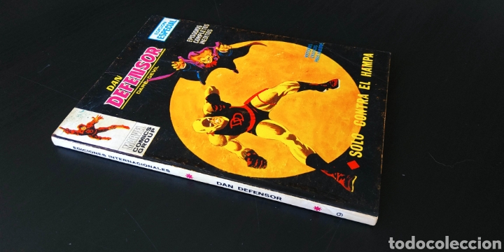 C&oacute;mics: CASI EXCELENTE ESTADO DAN DEFENSOR 9 TACO VERTICE - Foto 1