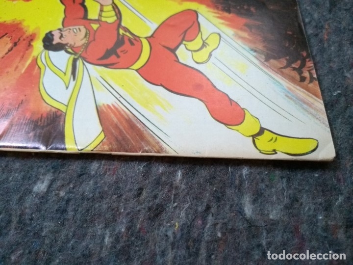 C&oacute;mics: Shazam V.1 # 11 - Impecable - Foto 3