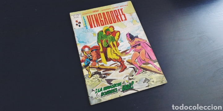 C&oacute;mics: LOS VENGADORES 46 VERTICE VOL II - Foto 1