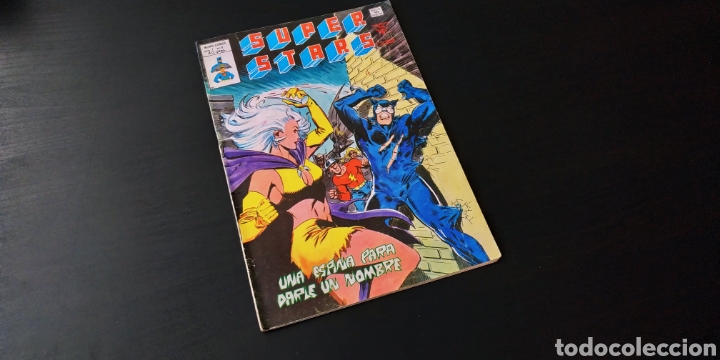 C&oacute;mics: BUEN ESTADO SUPER STARS 8 VERTICE - Foto 1