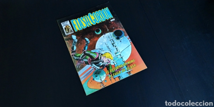 C&oacute;mics: EXCELENTE ESTADO FLASH GORDON 34 VERTICE VOL II - Foto 1
