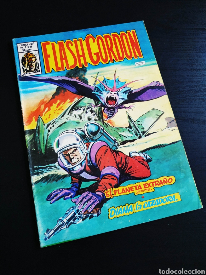 C&oacute;mics: MUY BUEN ESTADO FLASH GORDON 19 VERTICE VOL II - Foto 1