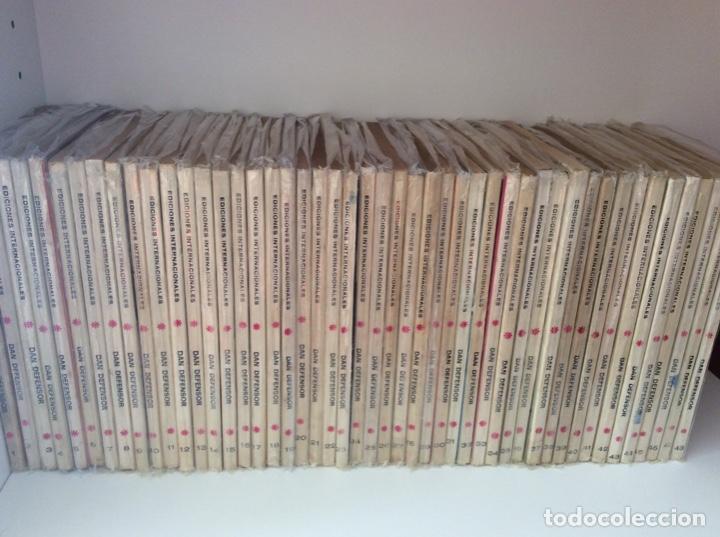 C&oacute;mics: DAN DEFENSOR Volumen 1 y 2 Completa +extra de Navidad y Edicion Especial 1977 - Foto 2