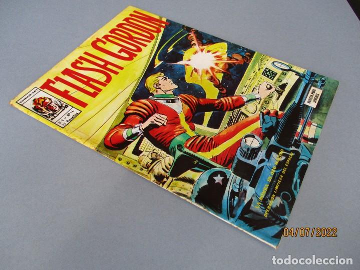 C&oacute;mics: FLASH GORDON (1974, VERTICE) -V.1- 16 &middot; 1975 &middot; FLASH GORDON - Foto 2