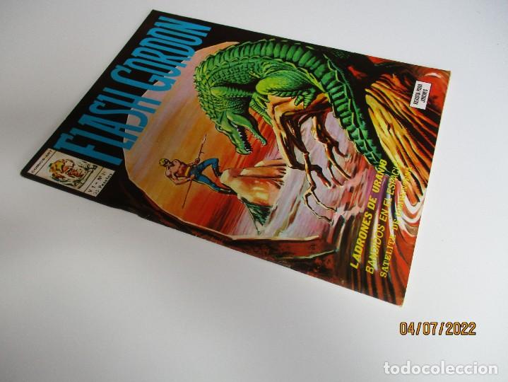 C&oacute;mics: FLASH GORDON (1974, VERTICE) -V.1- 21 &middot; 1975 &middot; FLASH GORDON - Foto 2