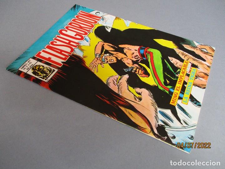 C&oacute;mics: FLASH GORDON (1980, VERTICE) -V.2- 42 &middot; 15-II-1982 &middot; MING EL IMPLACABLE (2&ordf; PARTE) ** EXCELENTE ** - Foto 2