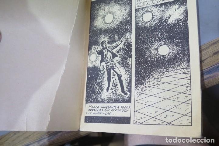 C&oacute;mics: Capit&aacute;n Marvel. Megat&oacute;n, El Asesino At&oacute;mico. VERTICE - Foto 3