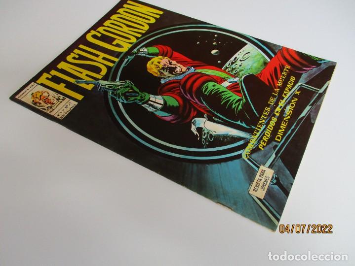 C&oacute;mics: FLASH GORDON (1974, VERTICE) -V.1- 22 &middot; 1975 &middot; FLASH GORDON - Foto 2