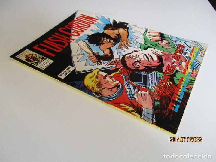 C&oacute;mics: FLASH GORDON (1974, VERTICE) -V.1- 34 &middot; 1975 &middot; FLASH GORDON - Foto 2
