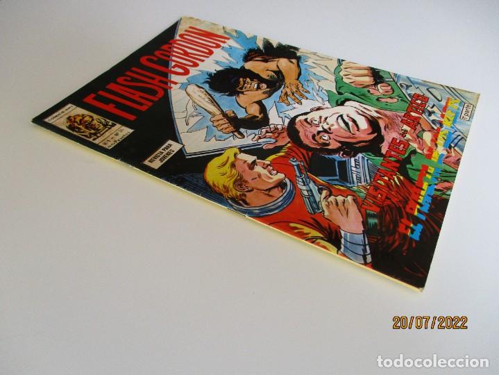 C&oacute;mics: FLASH GORDON (1974, VERTICE) -V.1- 34 &middot; 1975 &middot; FLASH GORDON - Foto 2