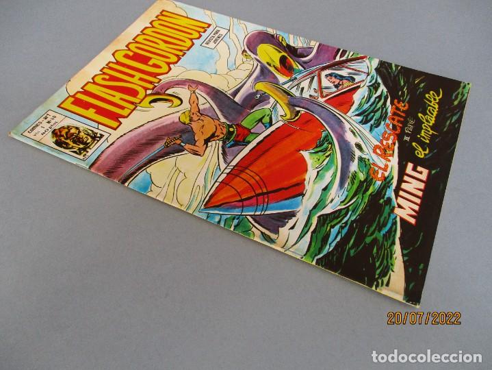 C&oacute;mics: FLASH GORDON (1974, VERTICE) -V.1- 40 &middot; 1975 &middot; FLASH GORDON - Foto 2