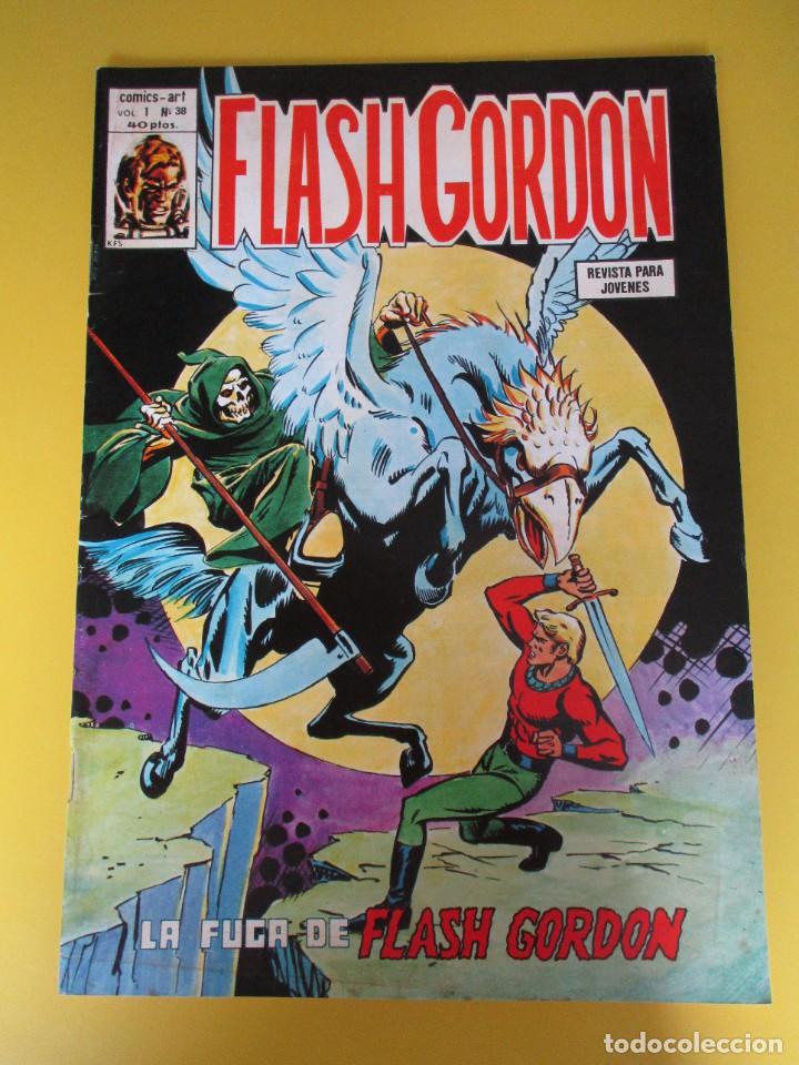 C&oacute;mics: FLASH GORDON (1974, VERTICE) -V.1- 38 &middot; 1975 &middot; FLASH GORDON - Foto 1