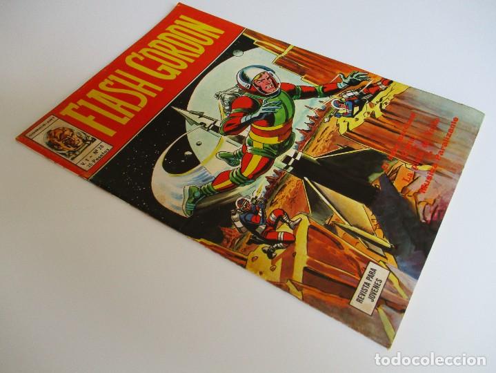 C&oacute;mics: FLASH GORDON (1974, VERTICE) -V.1- 28 &middot; 1975 &middot; FLASH GORDON - Foto 2