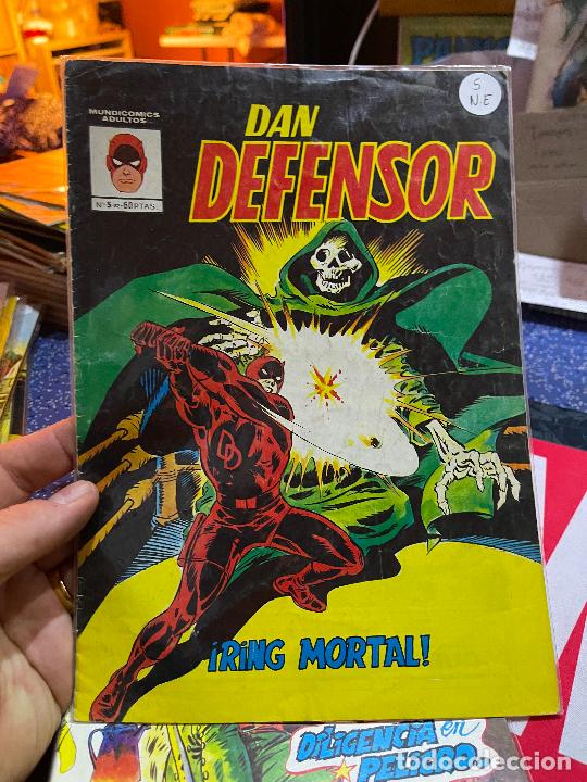C&oacute;mics: DAN DEFENSORVERTICE MUNDICOMICS NUMERO 7 BUEN ESTADO - Foto 1