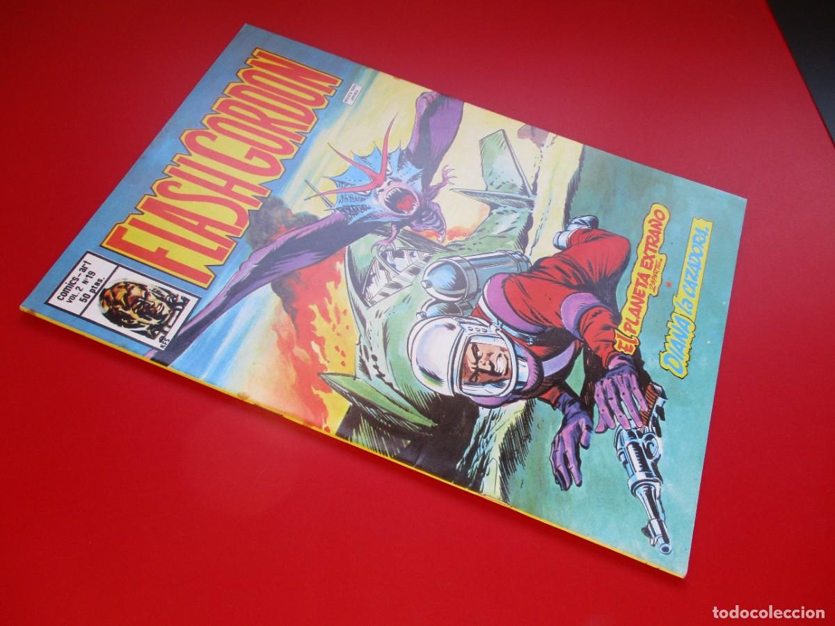 C&oacute;mics: FLASH GORDON 19 (1980, VERTICE V-2 )&middot; EL PLANETA EXTRA&Ntilde;O (2&ordf; PARTE) &iexcl;&iexcl;&iexcl; EXCELENTE !!!! - Foto 2