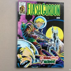 Cómics: FLASH GORDON VOLUMEN 2 NÚMERO 21 EXCELENTE ESTADO
